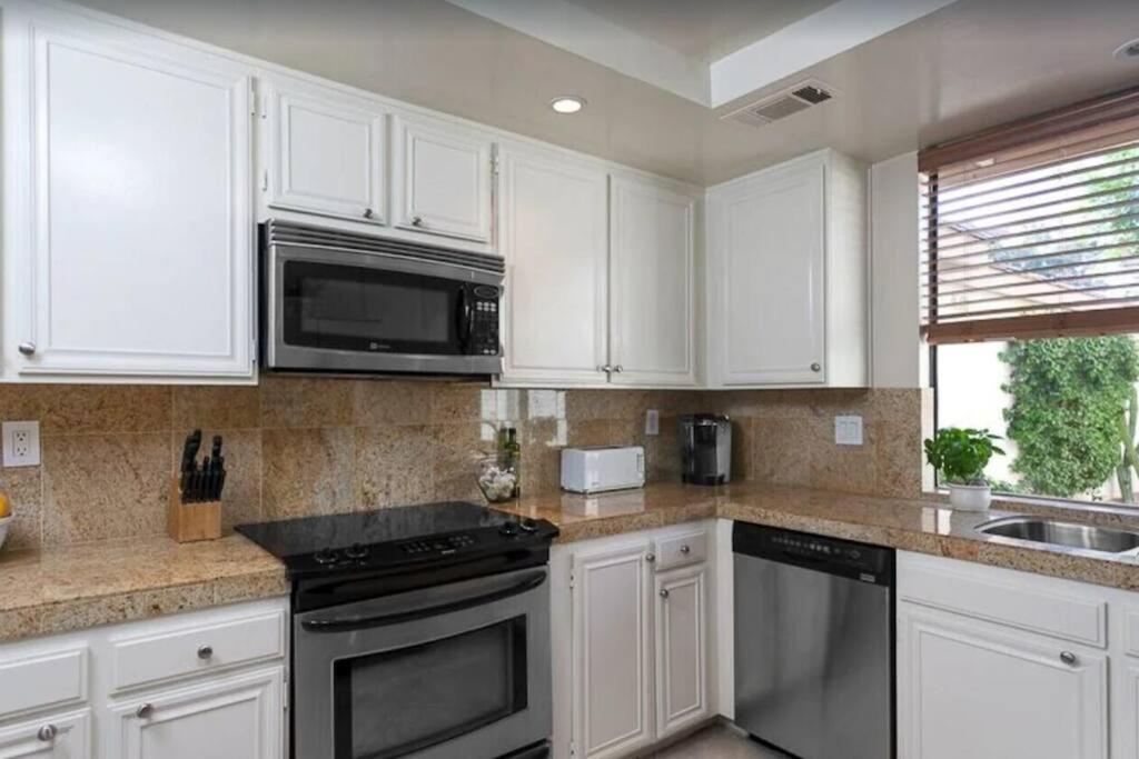 Private Country Club Condo On Awesome Golf Course! Palm Desert Kültér fotó